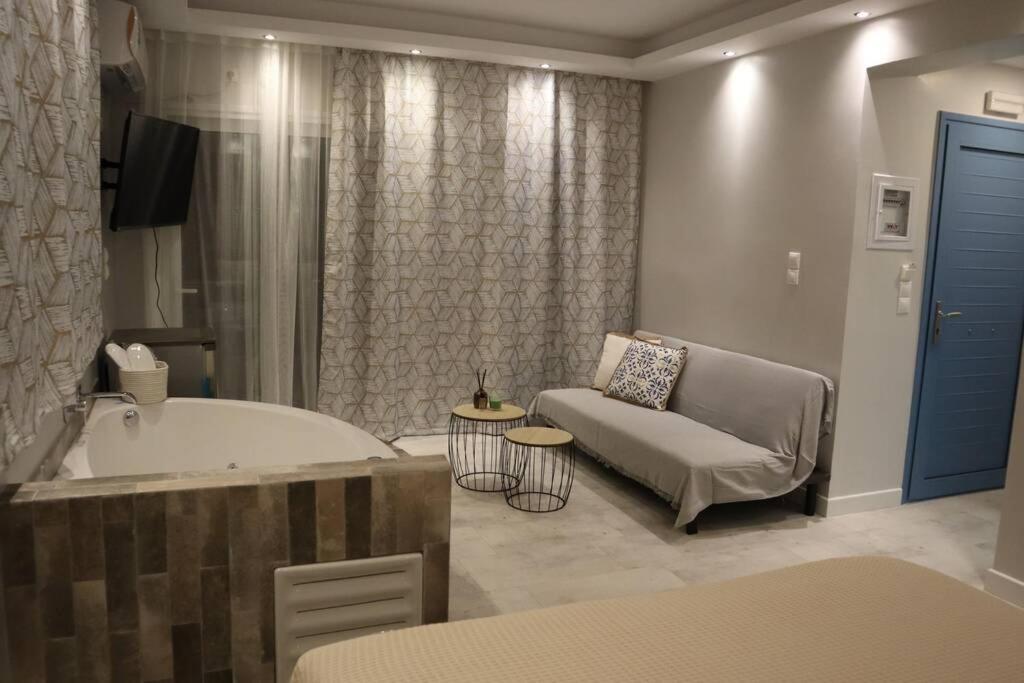 360° View Suites Tan Neápolis Eksteriør bilde